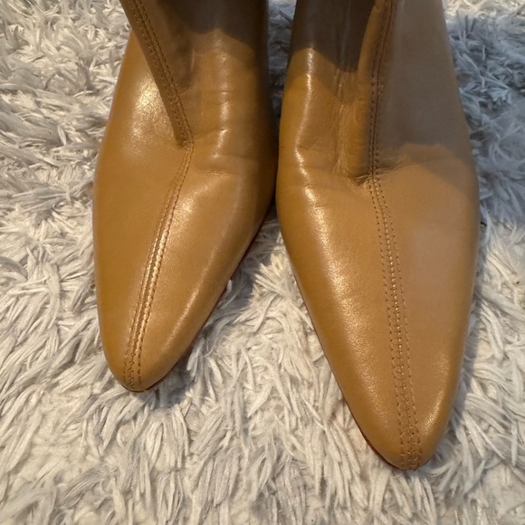 vintage leather heeled boots - Picture 13 of 14